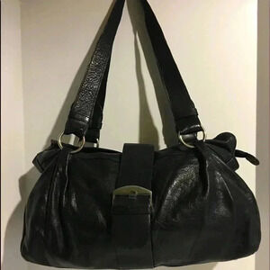Michael Rome black pebbled leather shoulder bag